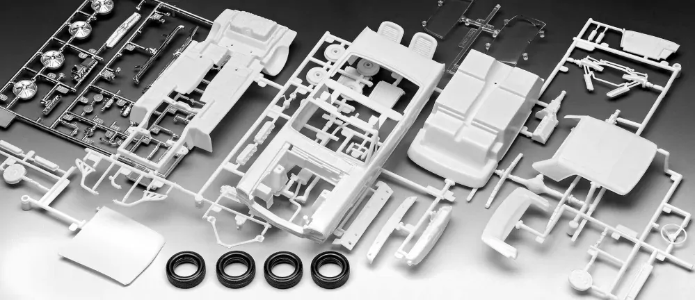 60th Anniversary Ford Mustang (Revell 1:24)