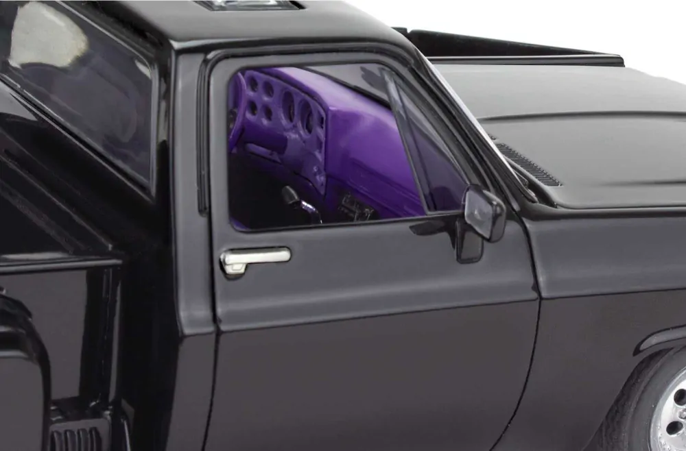 76 Chevy Squarebody Street Truck (Monogram 1:24)