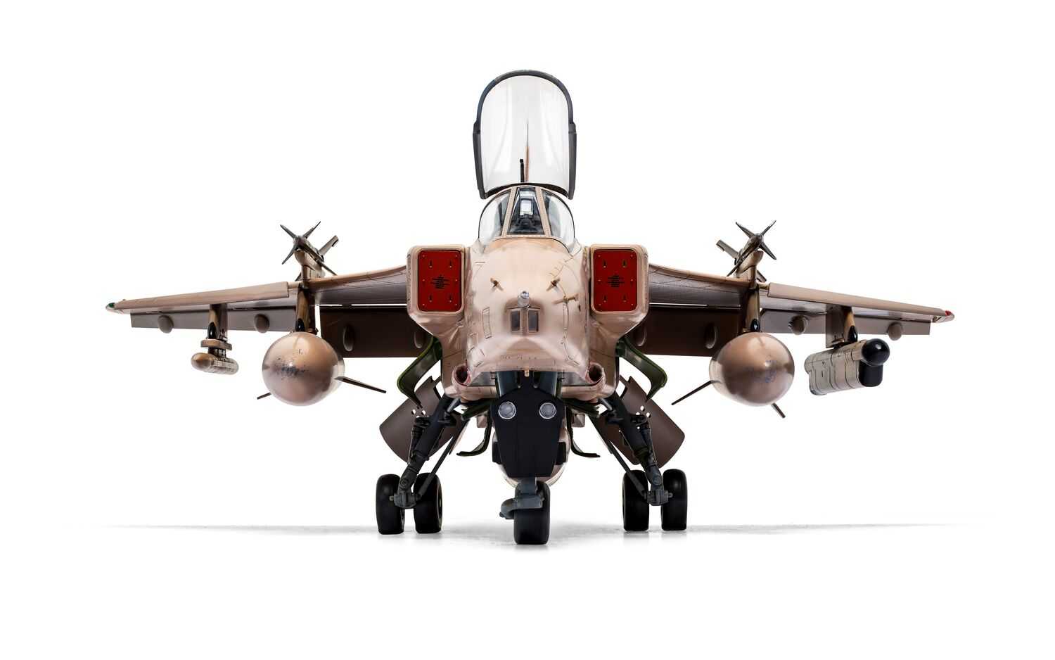 SEPECAT Jaguar GR.1/GR.1A (Airfix 1:48)