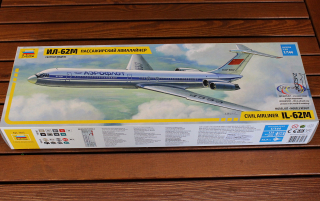 Letadlo Ilyushin IL-62M (Zvezda 1:144) 