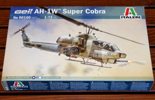 Vrtulník AH-1W Super Cobra (1:72)